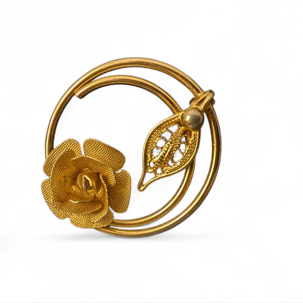 VINTAGE Rose Gold Circle Brooch Pin Round Sarah Coventry 1970